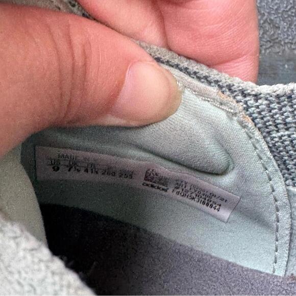 Women's Adidas Ultraboost 21 sneaker. "hazy Green" - Picture 5 of 6